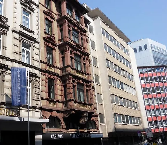 Carlton Hotel